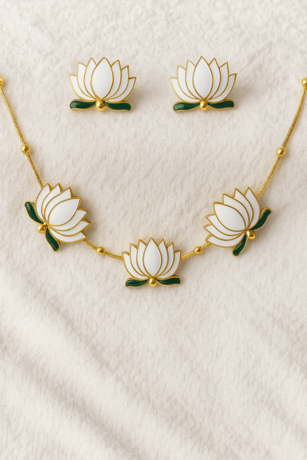White Lotus Glow Necklace
